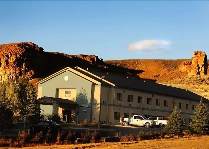 Hotel Travelodge By Wyndham River Wy 3*